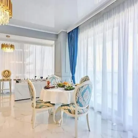 Iulianlk Apartament *